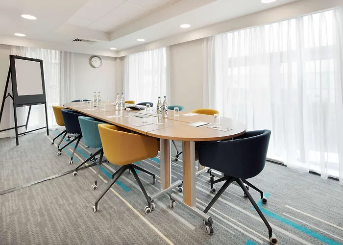 Hampton By Hilton London DocklandsГотель